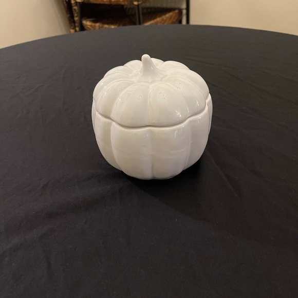Other - White pumpkin shaped jar